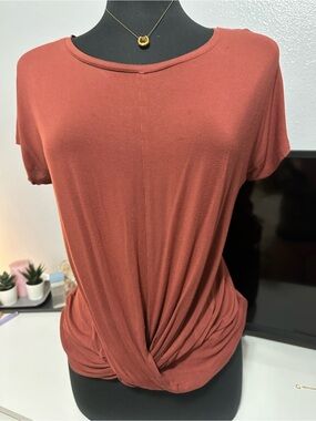 Express Rust Twist-Front Short Sleeve Top
